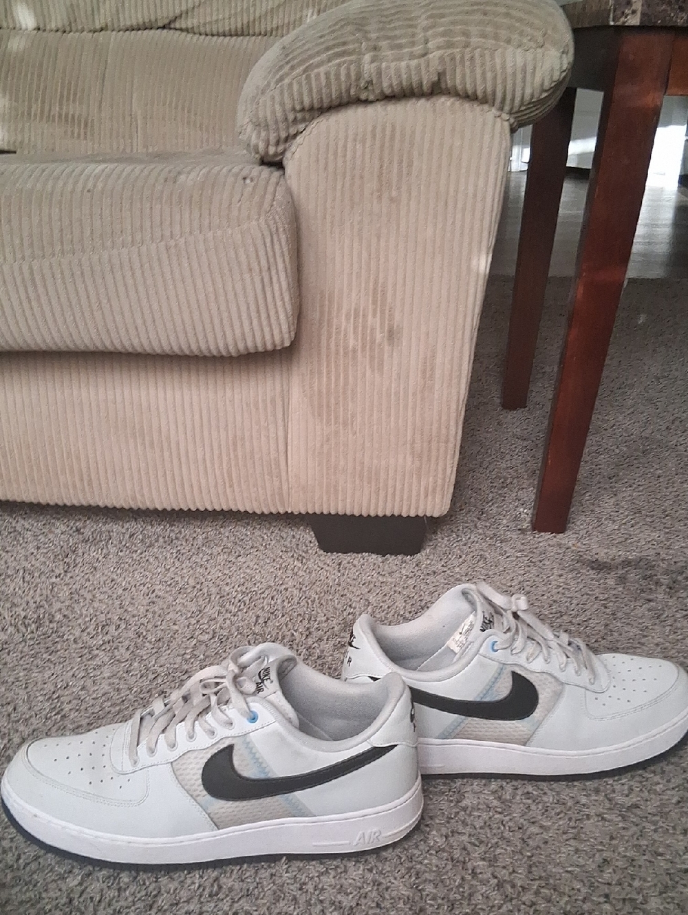 Nike Men’s Low-Top Sneakers - Light Gray/Black